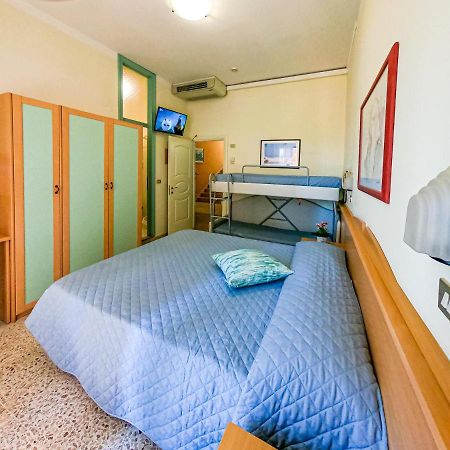 Hotel Simplon Μπελάρια-Ιτζέα Μαρίνα Εξωτερικό φωτογραφία